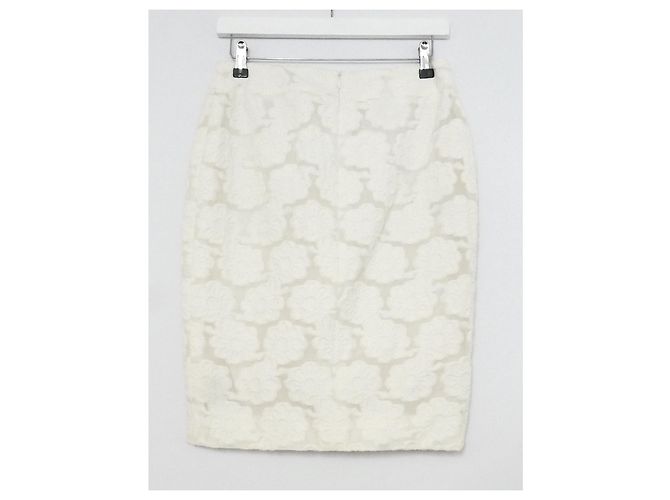 Falda lápiz de camelia aterciopelada Chanel Crucero 2009 Crudo - vista 2