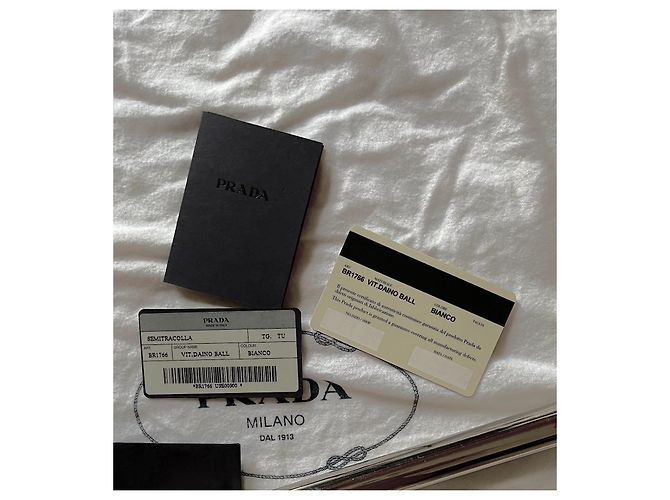 Borsa Prada Vitello Daino con manico in metallo bianca Bianco - vista 3