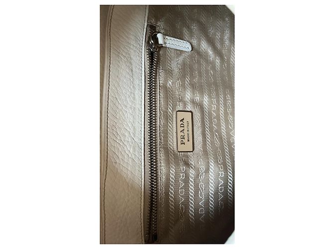 Borsa Prada Vitello Daino con manico in metallo bianca Bianco - vista 5