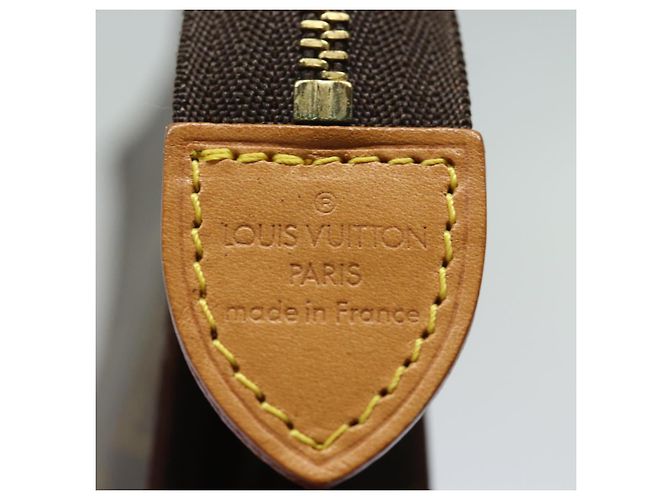 LOUIS VUITTON Monogram Poche Toilette 26 Pouch M47542 LV Auth am6426 Monogramma - vista 9