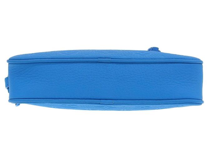 Borsa Clutch Pochette Volga Monogram Louis Vuitton M53557 Blu - vista 4