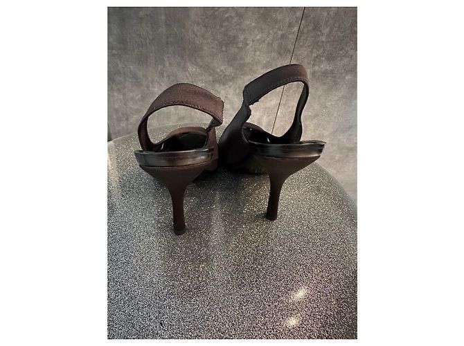 Décolleté neri Bcbg Max Azria in pelle e satin a punta aperta Nero - vista 4