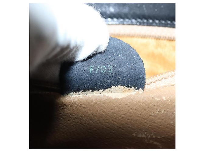 Céline Borsa a mano in pelle nera CELINE Auth 81636 Nero - vista 12