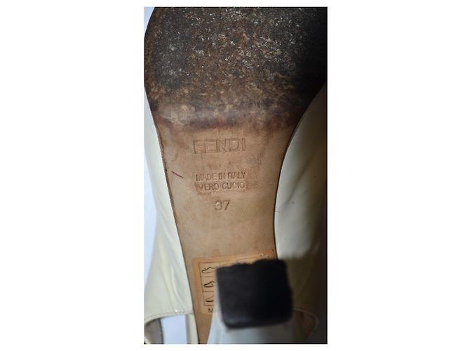 Fendi Sandalen weiß Lackleder Größe 37 - Ansicht 8