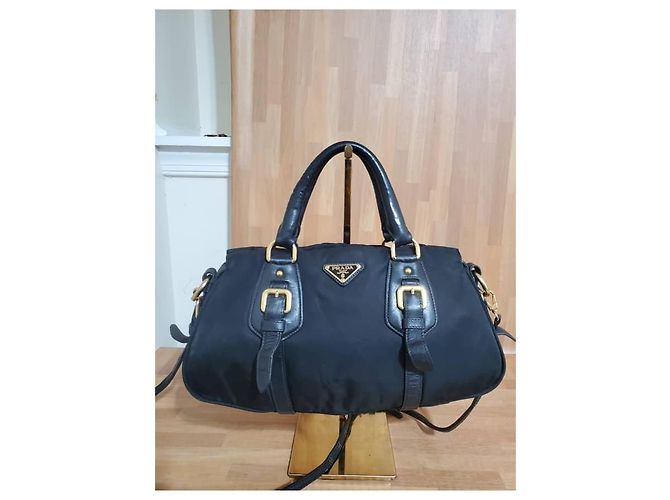 Tote Borsa a tracolla convertibile Prada in tessuto e pelle Nero - vista 6