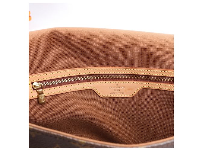 Borsa a tracolla Abbesses in tela Monogram Louis Vuitton M45257 Marrone - vista 19