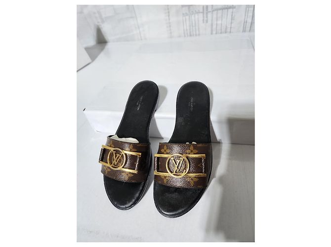 Louis Vuitton Lock it mule basso Marrone/Nero Taglia 38 - vista 13