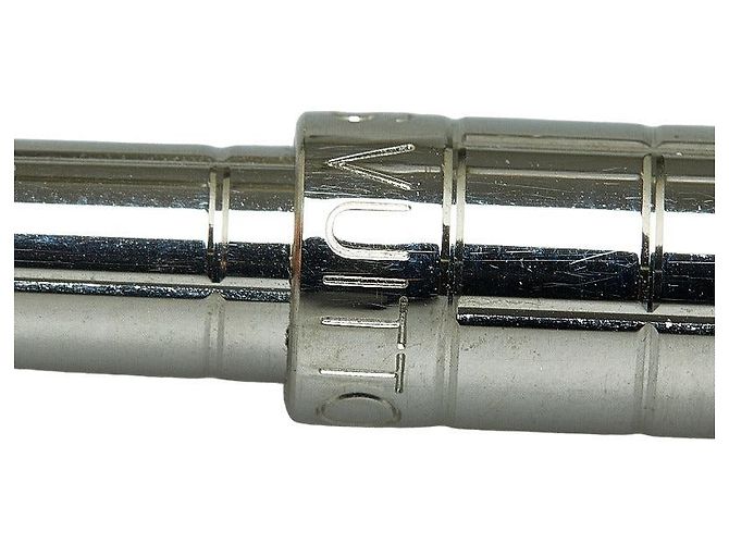 Penna a sfera in metallo Louis Vuitton Agenda PM Argento - vista 4