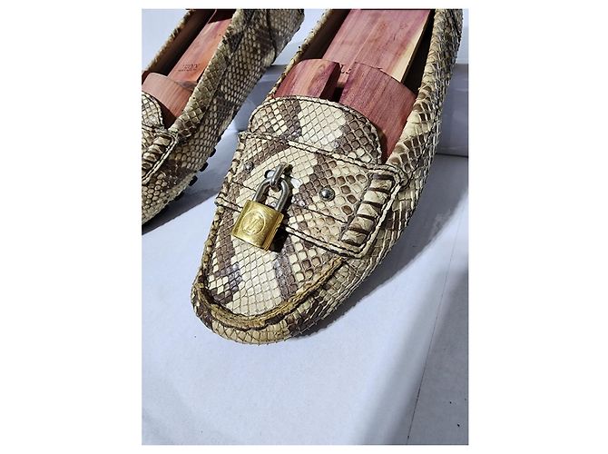 LOUIS VUITTON Mocassini Loafers Lock It Pelle di Serpente Taglia 37.5 - vista 7