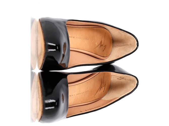 Pumps Giuseppe Zanotti in pelle verniciata nera Nero - vista 9