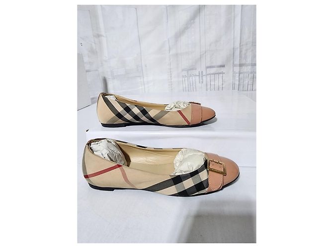 Bailarinas con hebilla Burberry Nova Check Beige/Cream Talla 37 - vista 2