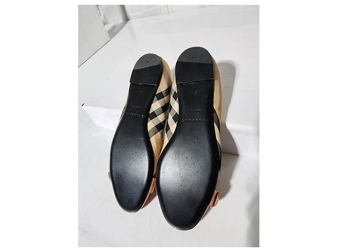 Bailarinas con hebilla Burberry Nova Check Beige/Cream Talla 37 - vista 5