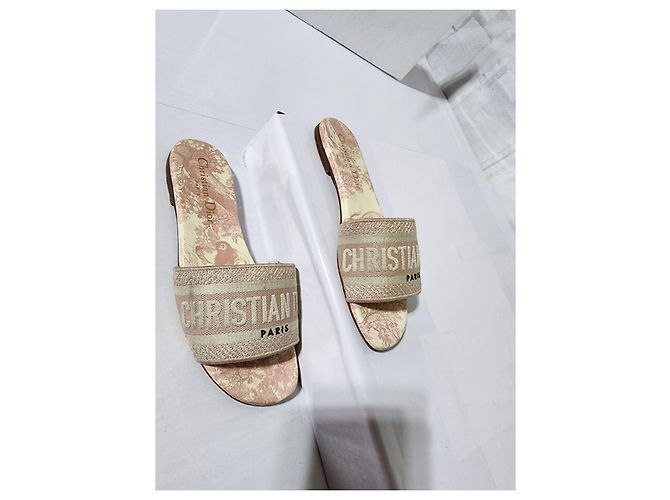Christian Dior Dior Bestickte Leinenschlappen Dway Pink/Creme Größe 35 Roh - Ansicht 12