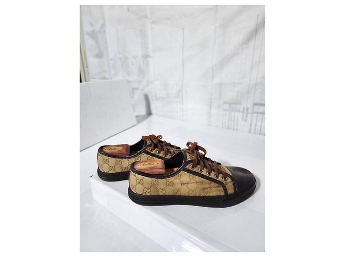 Sneakers in pelle e tela monogram Gucci con lacci marrone/beige taglia 7,5 - vista 10