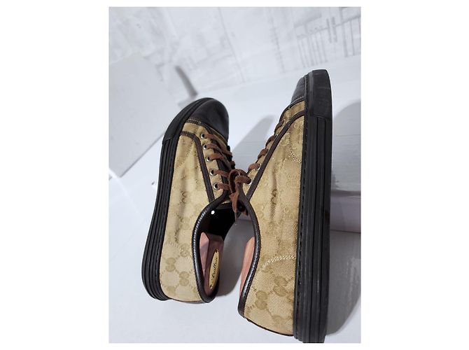 Sneakers in pelle e tela monogram Gucci con lacci marrone/beige taglia 7,5 - vista 6