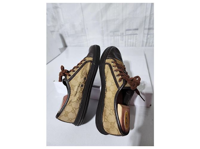 Sneakers in pelle e tela monogram Gucci con lacci marrone/beige taglia 7,5 - vista 9