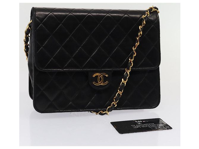 CHANEL Matelassé Ketten-Schultertasche aus Lammleder Schwarz CC Auth 83342 - Ansicht 12