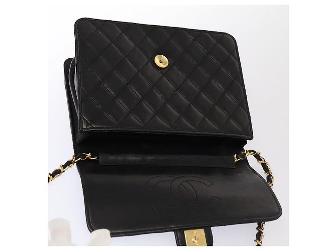 CHANEL Matelassé Ketten-Schultertasche aus Lammleder Schwarz CC Auth 83342 - Ansicht 19