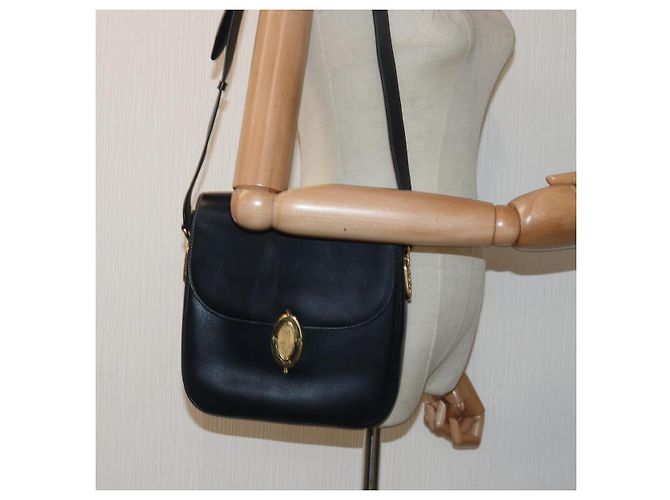 Céline Borsa a spalla CELINE in pelle nera Auth ar12071 Nero D'oro - vista 23