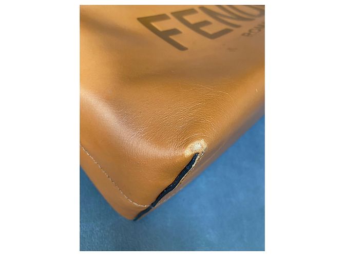 Fendi By the Way Borsa Boston Medium in pelle marrone - vista 11