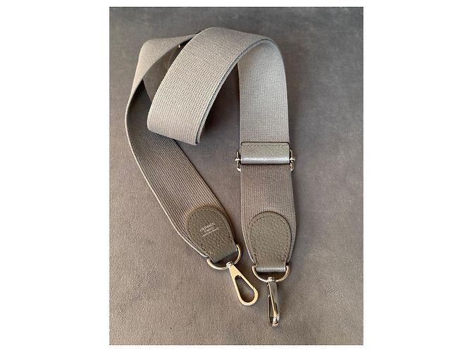 Borsa Hermès Evelyne 29 PM Etoupe Pelle Taurillon Clemence - vista 17