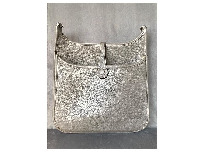 Borsa Hermès Evelyne 29 PM Etoupe Pelle Taurillon Clemence - vista 3