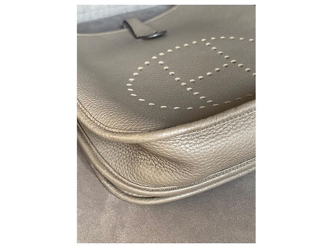 Borsa Hermès Evelyne 29 PM Etoupe Pelle Taurillon Clemence - vista 8
