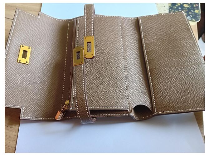 Hermès HERMES KELLY FALTBARE GELDBÖRSE Taupe - Ansicht 2