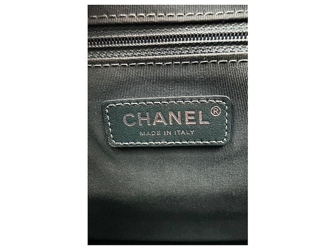 Borsa a mano Chanel Gabrielle in pelle verde - vista 7
