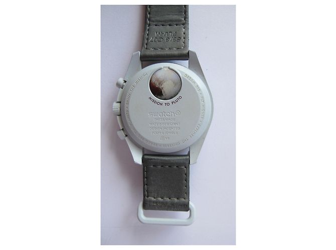 Omega x Swatch Mission to Pluto Keramik Uhr Weiß Rot - Ansicht 12