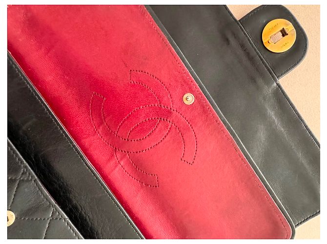 Timeless Borsa a mano Chanel in agnello nero con finiture oro - vista 11