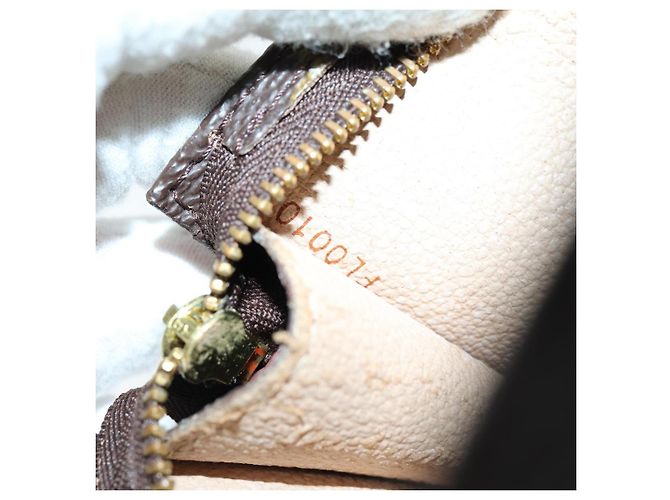 LOUIS VUITTON Monogram Bucket PM Pouch Accessory Pouch LV Auth am6518 Monograma - vista 12