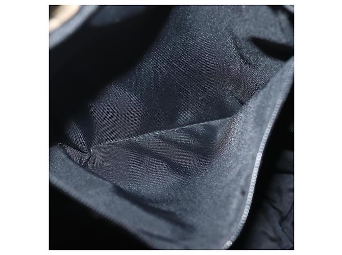 Autre Marque Borsa a spalla Burberrys Nova Check Blue Label in nylon nero e beige Auth ti1781 - vista 19