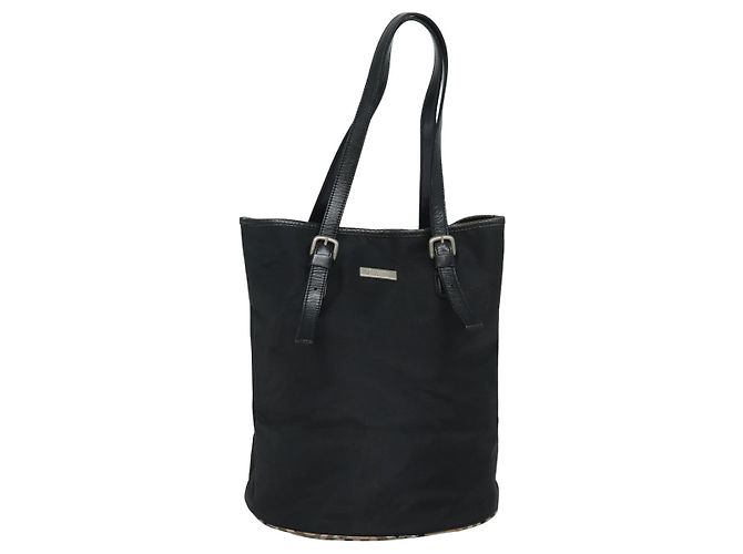 Autre Marque Borsa a spalla Burberrys Nova Check Blue Label in nylon nero e beige Auth ti1781 - vista 2