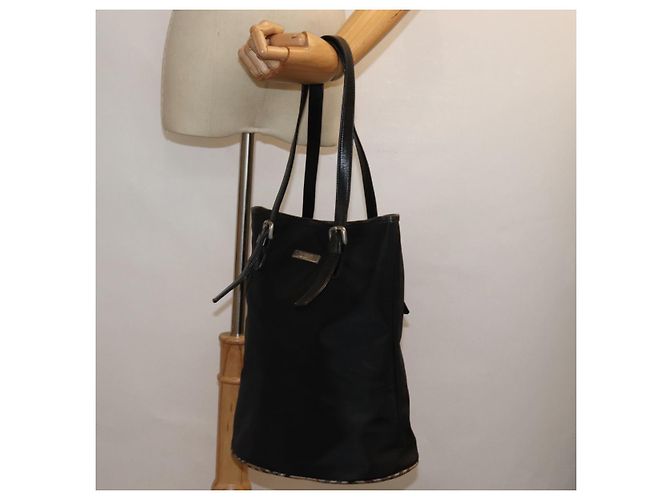 Autre Marque Borsa a spalla Burberrys Nova Check Blue Label in nylon nero e beige Auth ti1781 - vista 20