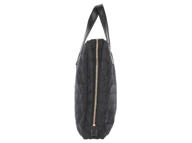 Borsa a tracolla in nylon nero Chanel - Anni 2000 - vista 3