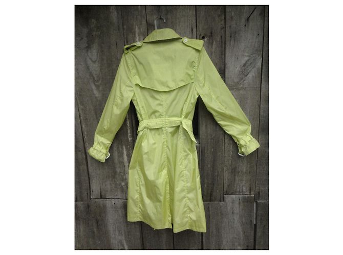 Trench Burberry Verde Chiaro in Nylon - vista 3