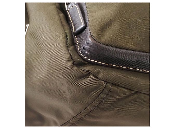 Prada Khaki Nylon Schultertasche - Ansicht 6