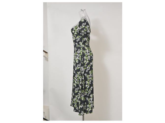 Abito midi con stampa floreale Baxley di Reformation in viscosa nera e verde - vista 7