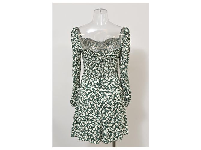 Vestido Mini Mochi con Estampado Floral Reformation en Viscosa Verde - vista 8