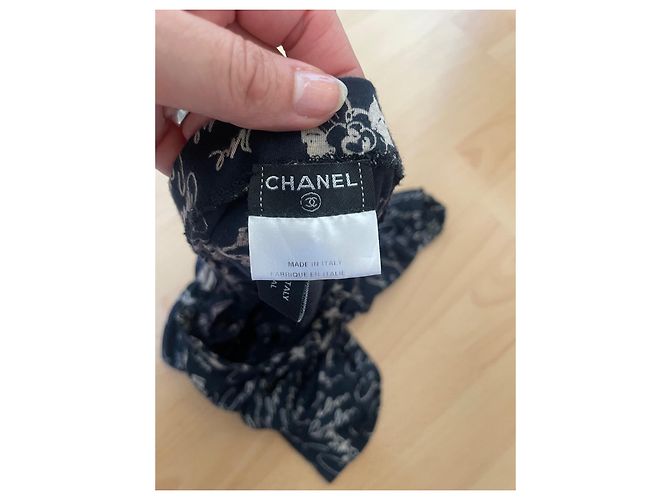 Chanel 3/4 Hose mit CC Monogramm aus Modal Schwarz - Ansicht 6