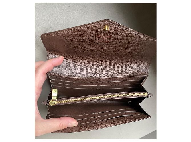 Louis Vuitton Billetera Sarah Damier Ebene Marrón Castaño - vista 11