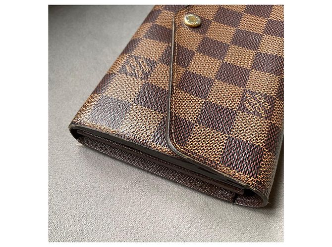 Louis Vuitton Billetera Sarah Damier Ebene Marrón Castaño - vista 5