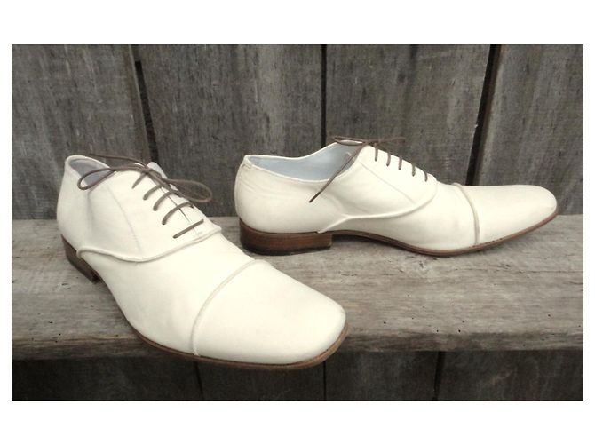 Autre Marque Richelieu Doucal's in pelle bianca scarpe stringate 43 Bianco - vista 4