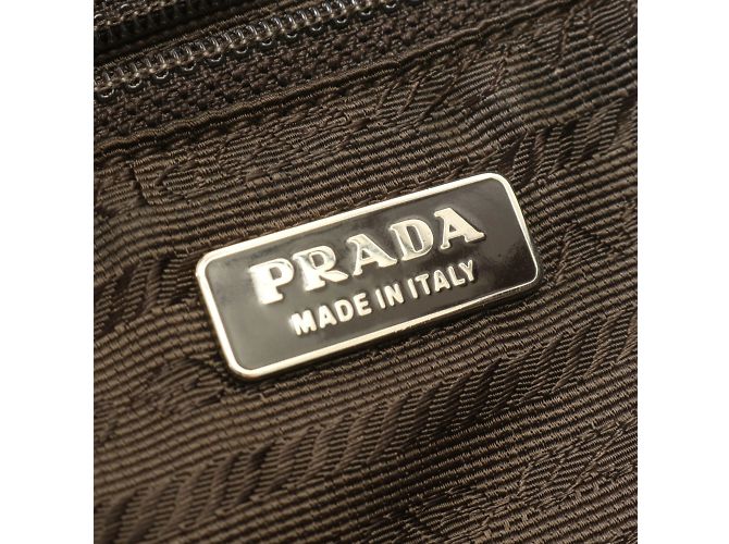 Borsa in tela dorata e pelle Triangle di Prada - vista 14