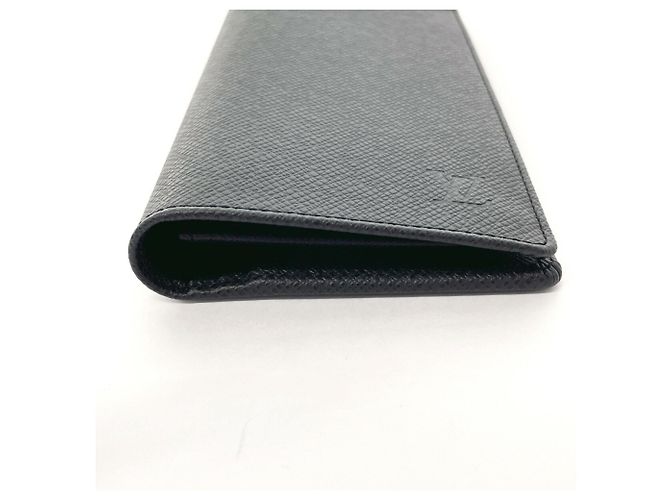 Louis Vuitton Brazza Negro - vista 3