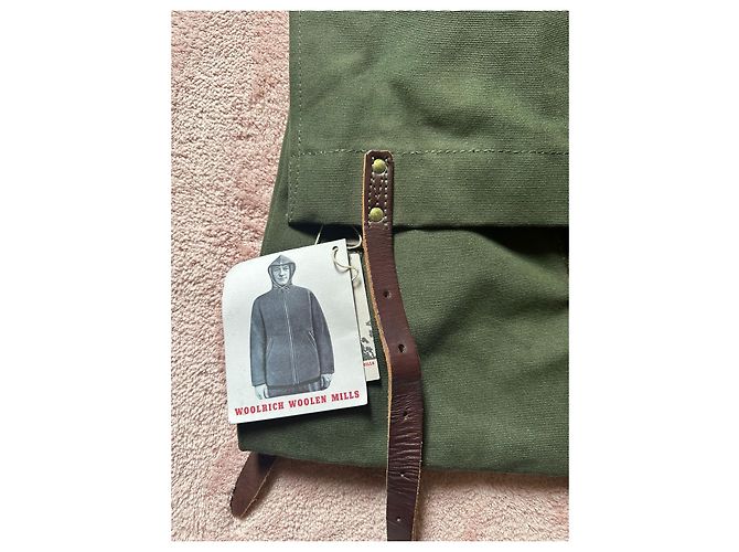 Sac utilitaire vert militaire des années 1990 de Woolrich. Vert olive - vue 3