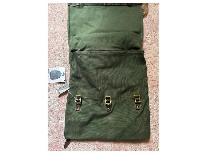 Sac utilitaire vert militaire des années 1990 de Woolrich. Vert olive - vue 5