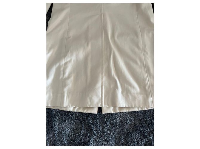 Gucci by Tom Ford Spring Summer 2003 Multipocket White Coat. - view 9