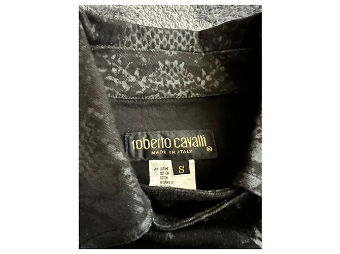 Chaqueta de python con cremallera asimétrica de Roberto Cavalli. Negro - vista 5